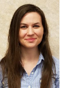 Portrait of Lindsey Saltz