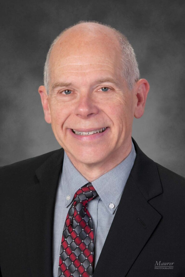 Head Shot of Tim Rowsey